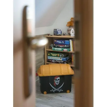 Below Comfortable Klockenhagen