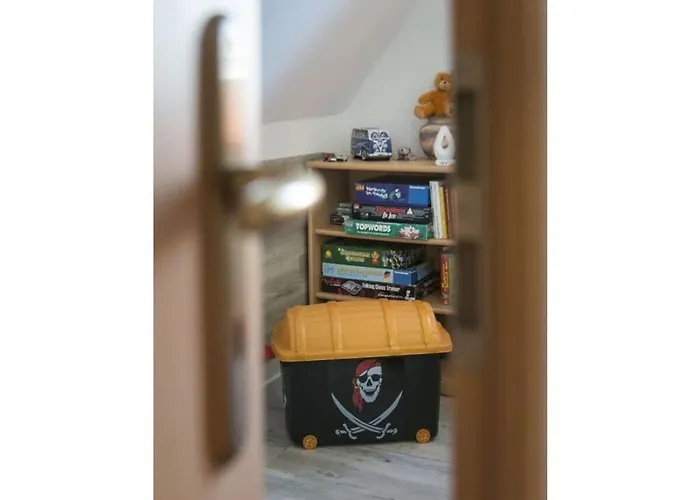 Below Comfortable Klockenhagen